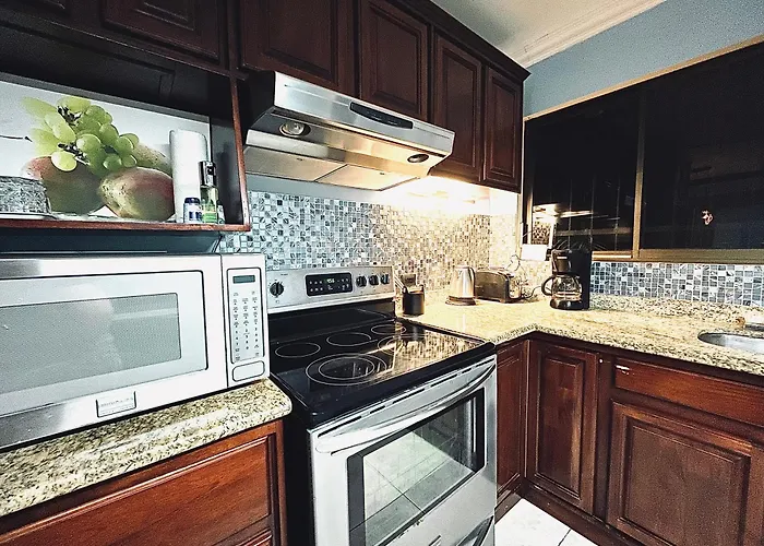 просторные до 7 гостей 2 ванные Apartamento